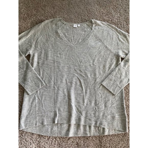 Gap women’s XXL long sleeve thin gray sweater - Picture 2 of 6